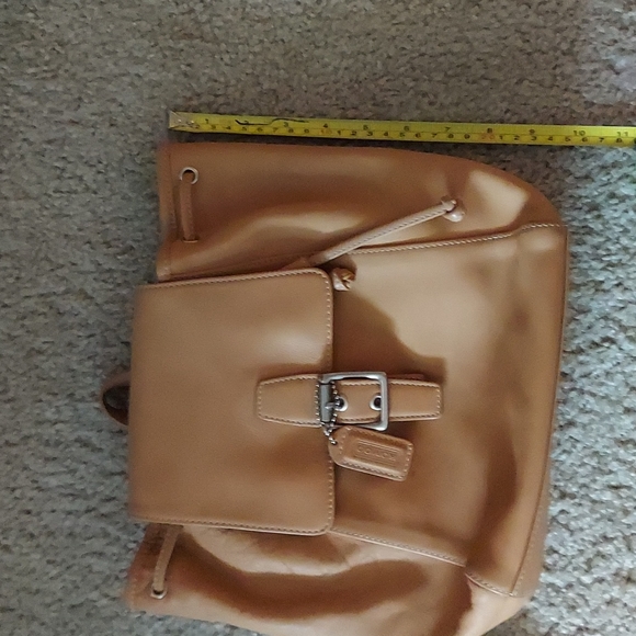 Backpack - Picture 4 of 8